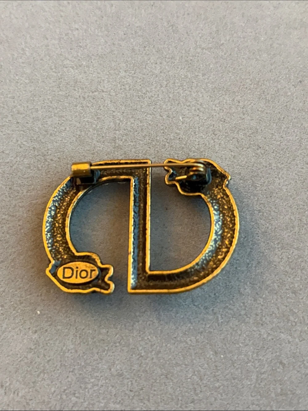 N/A elegant brooch
